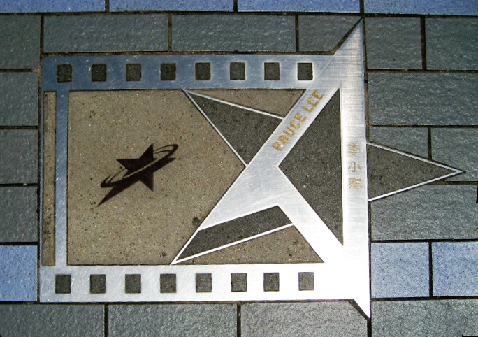 Estrela de Bruce Lee na Avenida das Estrelas, em Hong Kong