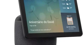 Echo Show 10: Tecnologia em Movimento, Controle ao Alcance da Voz